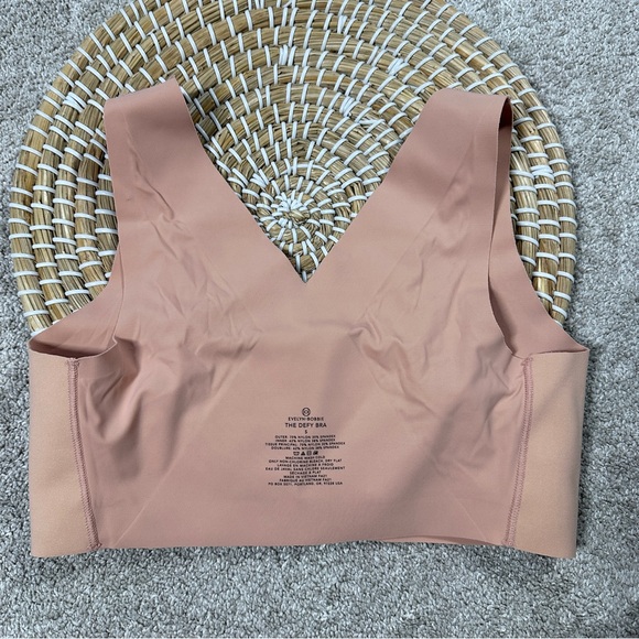 Evelyn & Bobbie The Defy Wireless Bra Seamless Full Coverage in Himalayan Salt S - Picture 9 of 14